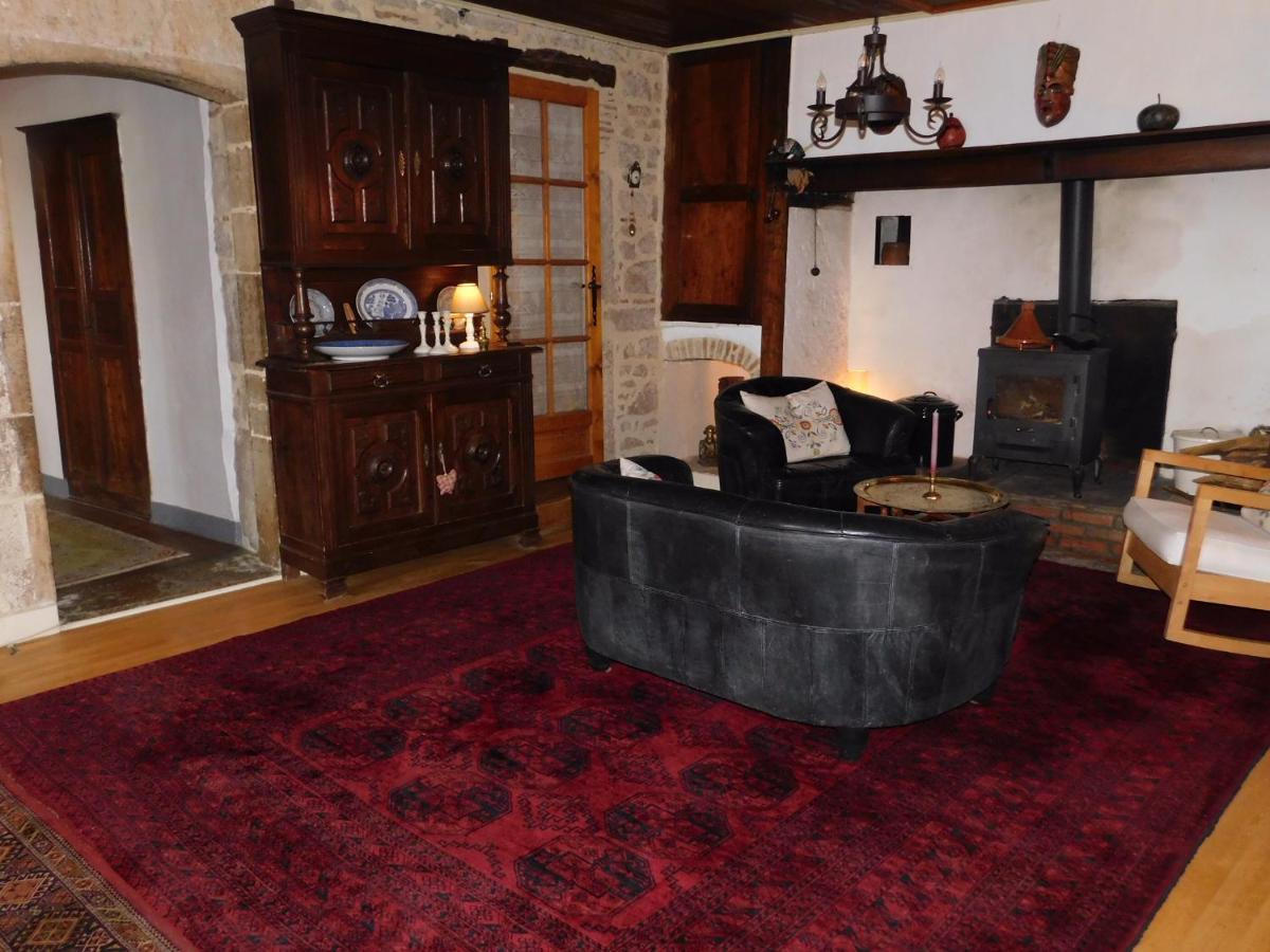 Chambre D'Hotes Les 3 Cochons D'Olt Bed & Breakfast Arcambal Exterior photo